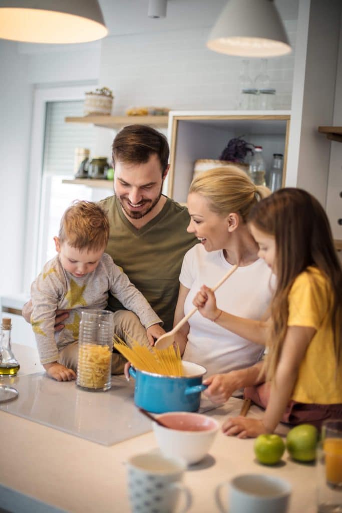 famille-dans-villa