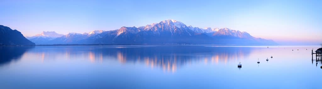 Panorama du lac léman